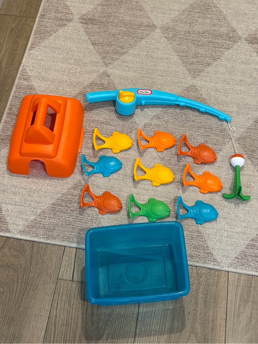 Vintage Little Tikes Catch & Count Fishing set tackle box pole kids toy (read)
